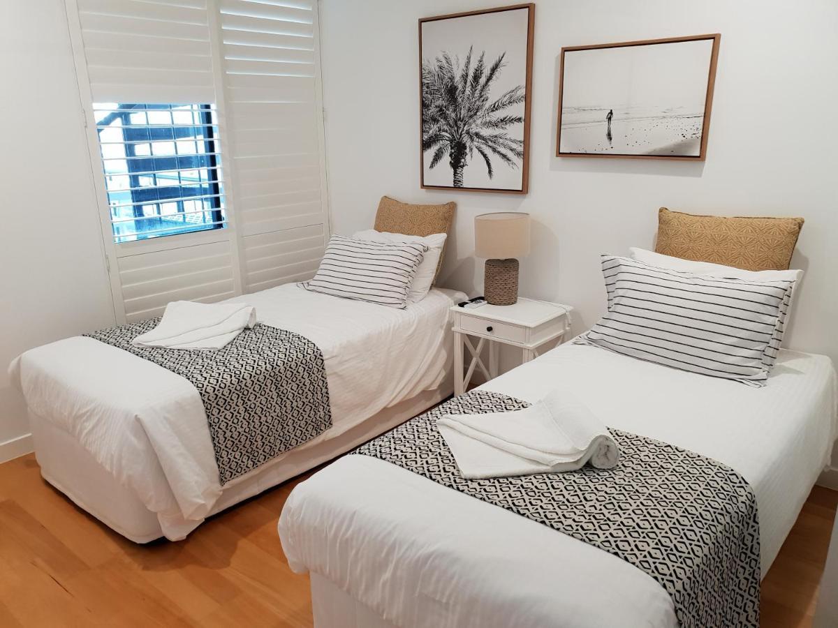 Kings Row Apartments Caloundra Zewnętrze zdjęcie